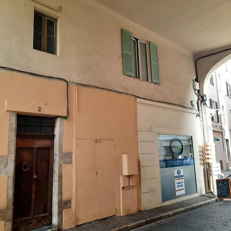 Vieille Ville 1 - Luca'S Apartment, 1 Bedroom, Max 2 Adults And 2 Kids Antibes Bagian luar foto