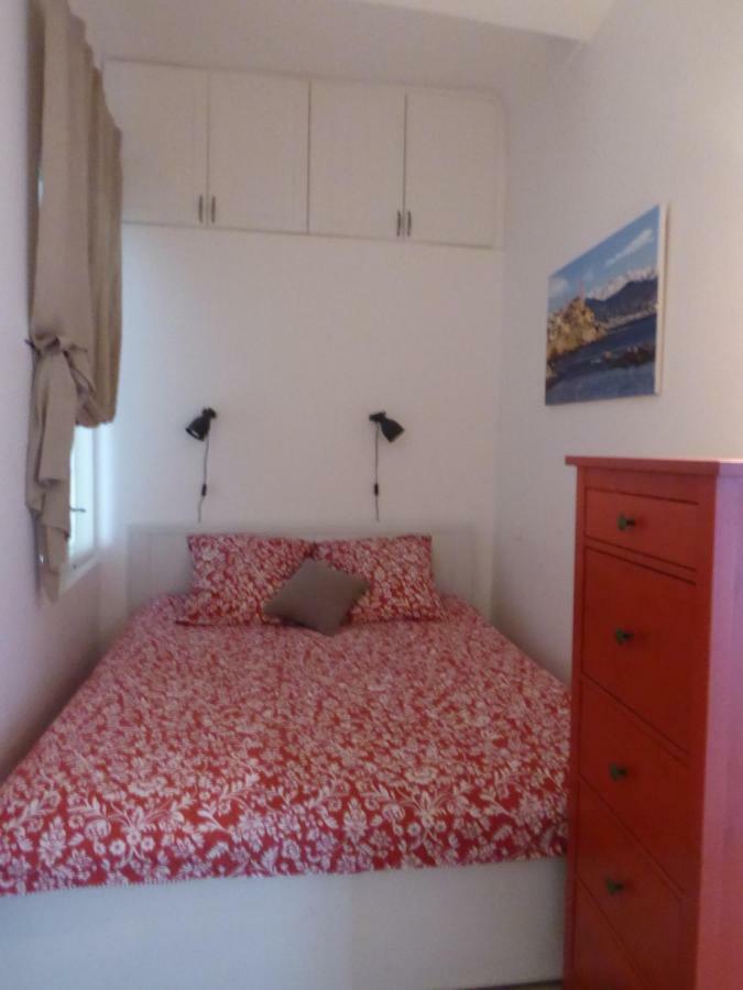 Vieille Ville 1 - Luca'S Apartment, 1 Bedroom, Max 2 Adults And 2 Kids Antibes Bagian luar foto