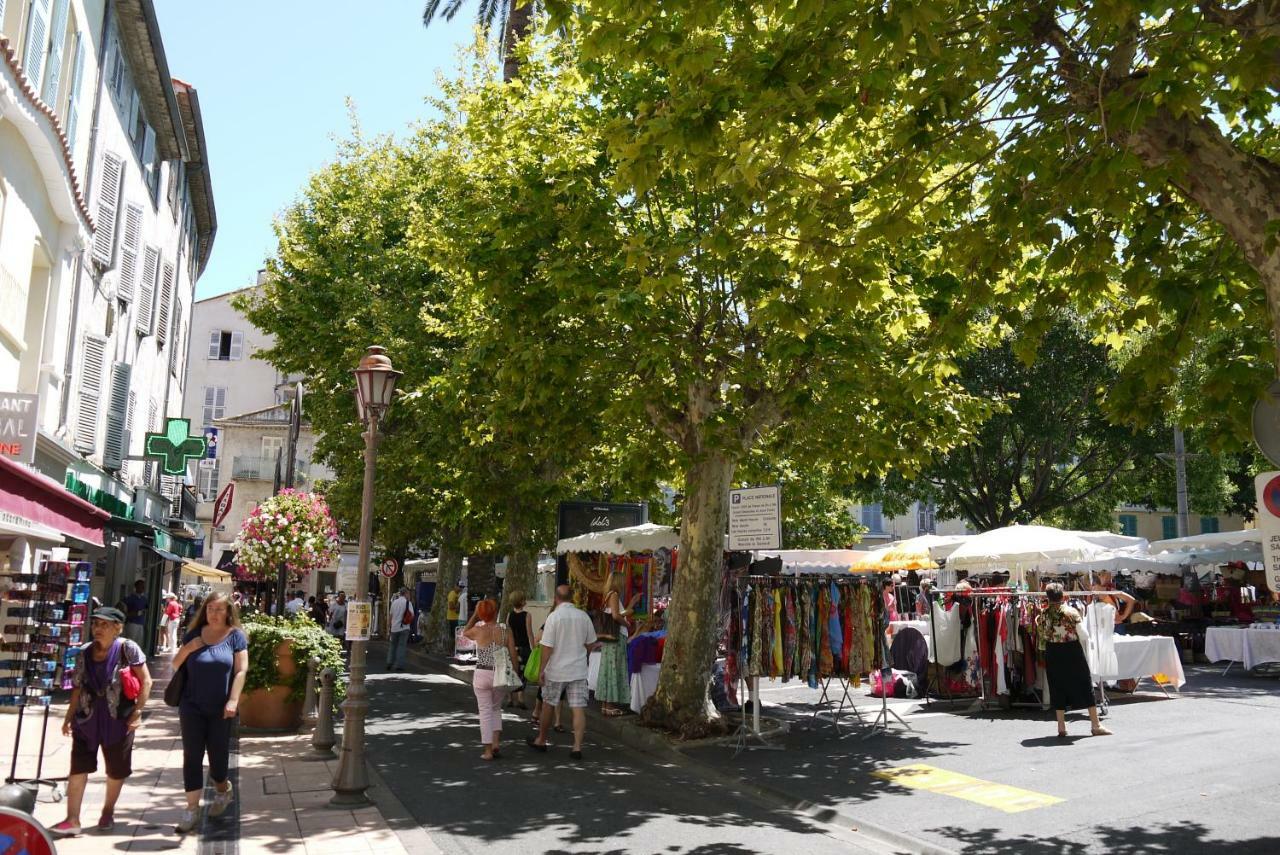 Vieille Ville 1 - Luca'S Apartment, 1 Bedroom, Max 2 Adults And 2 Kids Antibes Bagian luar foto