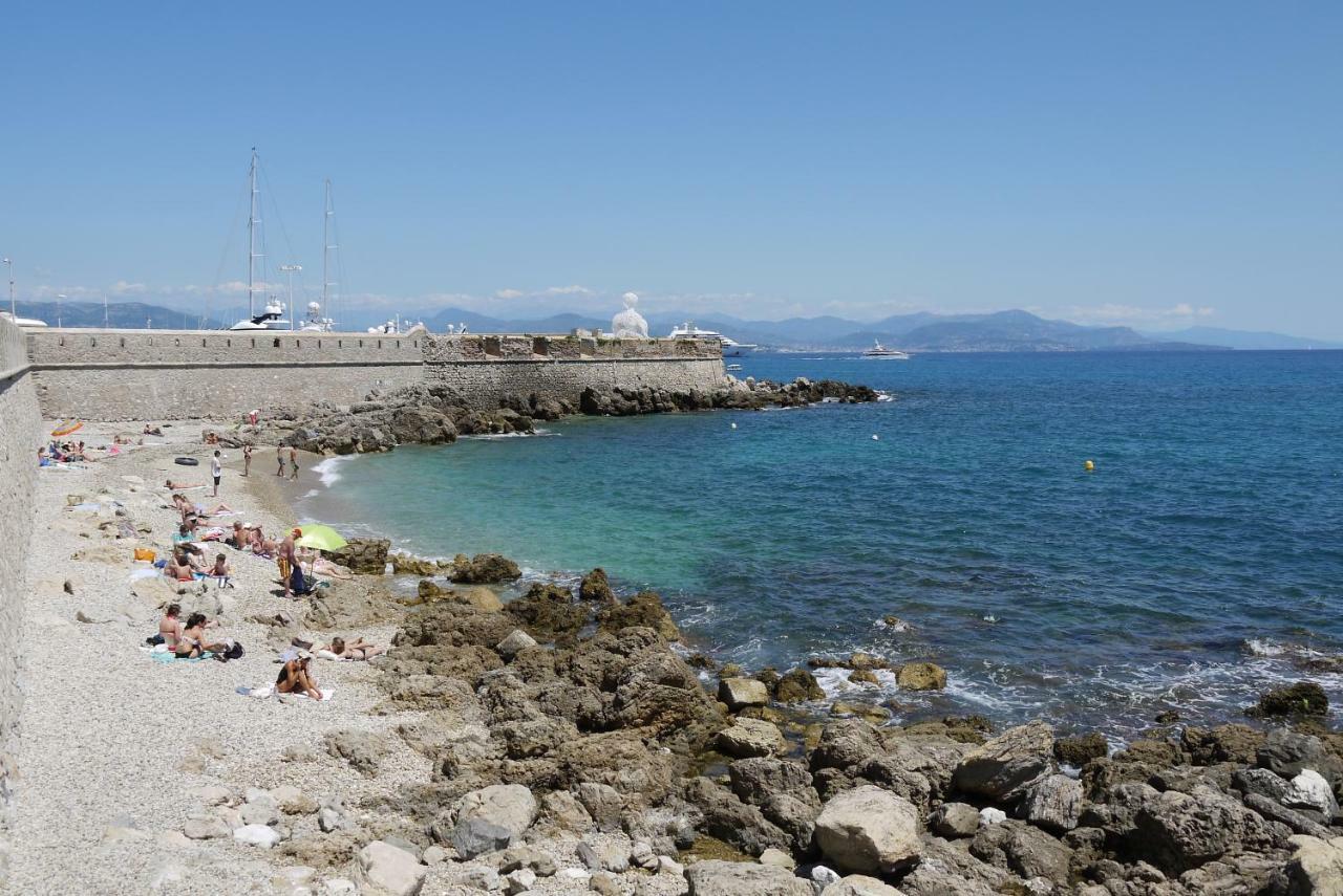 Vieille Ville 1 - Luca'S Apartment, 1 Bedroom, Max 2 Adults And 2 Kids Antibes Bagian luar foto