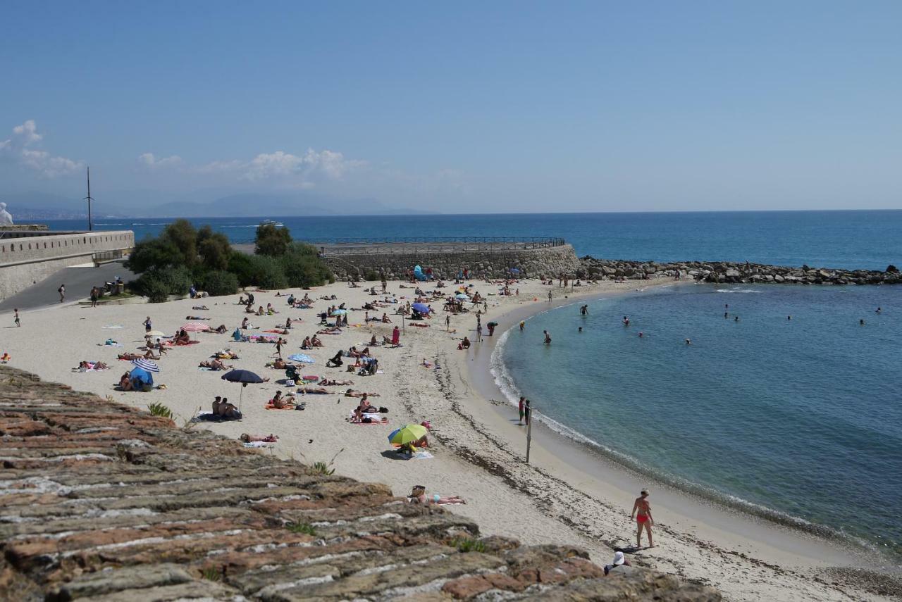Vieille Ville 1 - Luca'S Apartment, 1 Bedroom, Max 2 Adults And 2 Kids Antibes Bagian luar foto