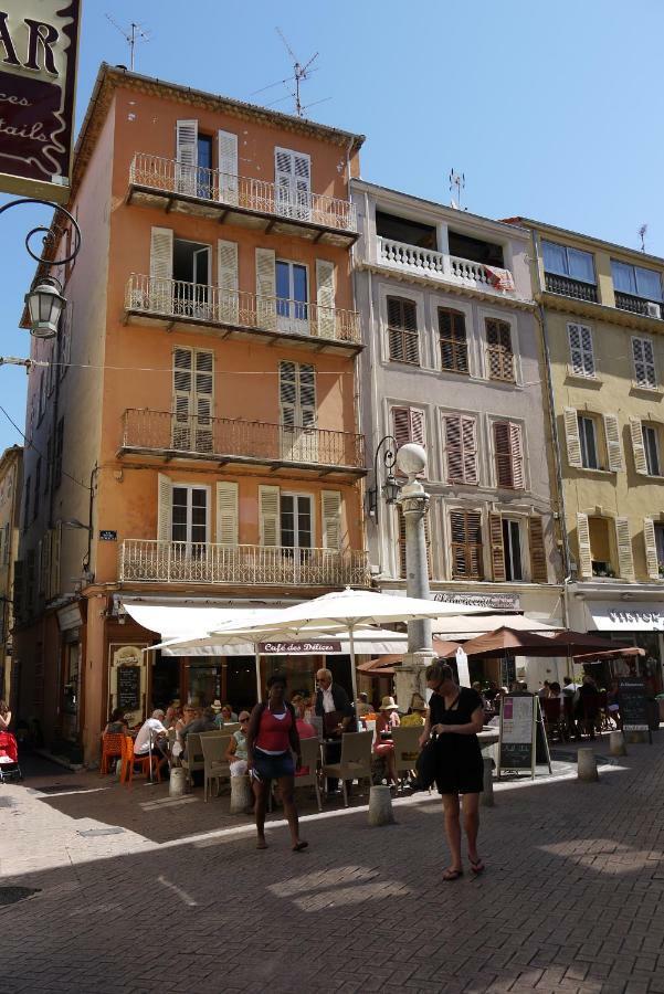 Vieille Ville 1 - Luca'S Apartment, 1 Bedroom, Max 2 Adults And 2 Kids Antibes Bagian luar foto