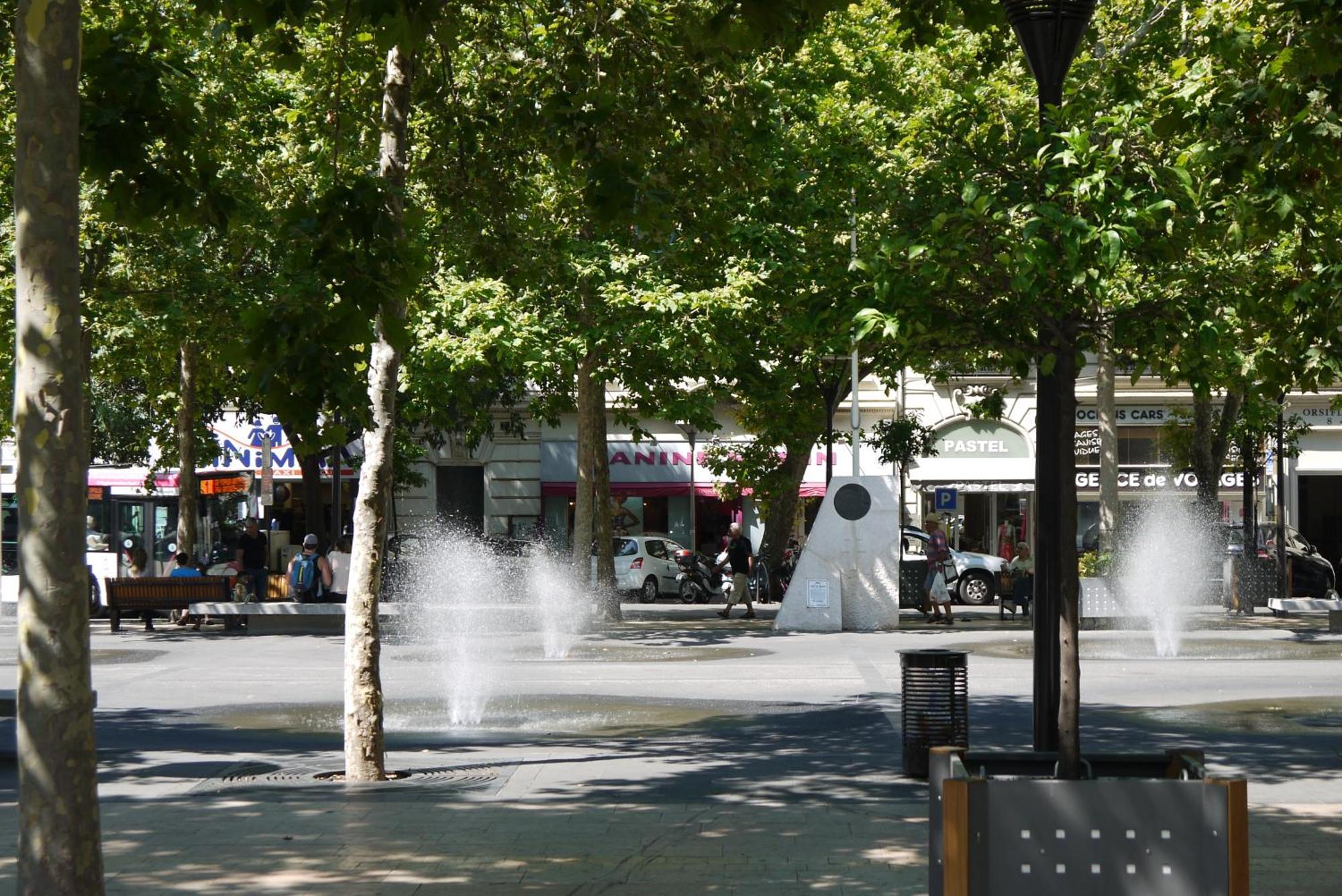 Vieille Ville 1 - Luca'S Apartment, 1 Bedroom, Max 2 Adults And 2 Kids Antibes Bagian luar foto