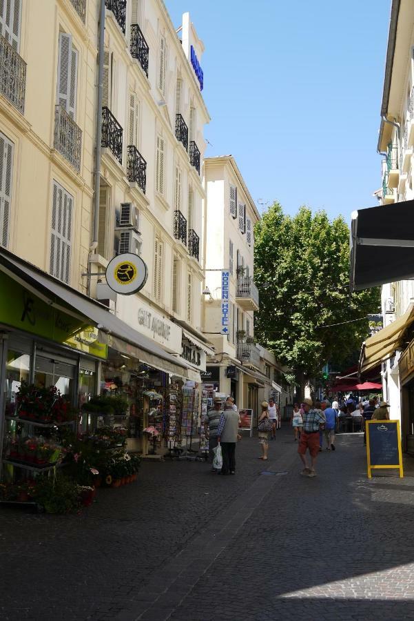 Vieille Ville 1 - Luca'S Apartment, 1 Bedroom, Max 2 Adults And 2 Kids Antibes Bagian luar foto